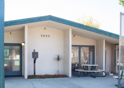 Front entrance of Sierra Vista Behavioral Center